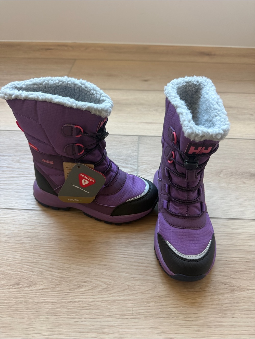 NWT Kids Size 13 Helly Hansen Purple Insulated Snow Boots
